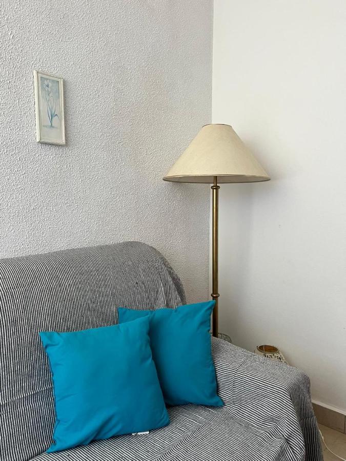 Apartment With Swimming Pool 耶尔萨 外观 照片
